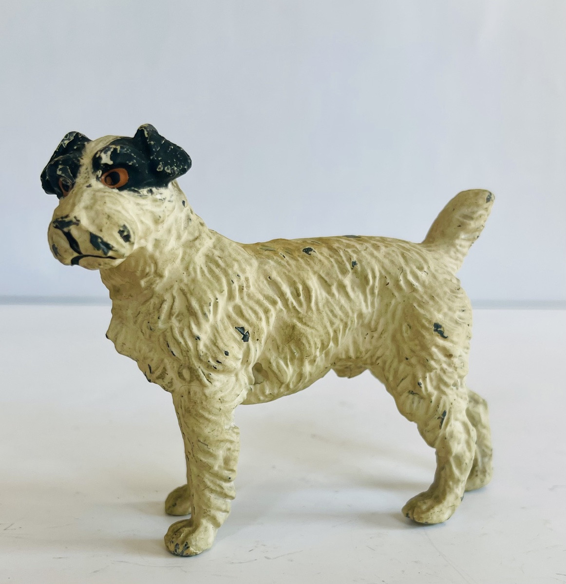 Chien terrier plomb de Nuremberg -photo-1